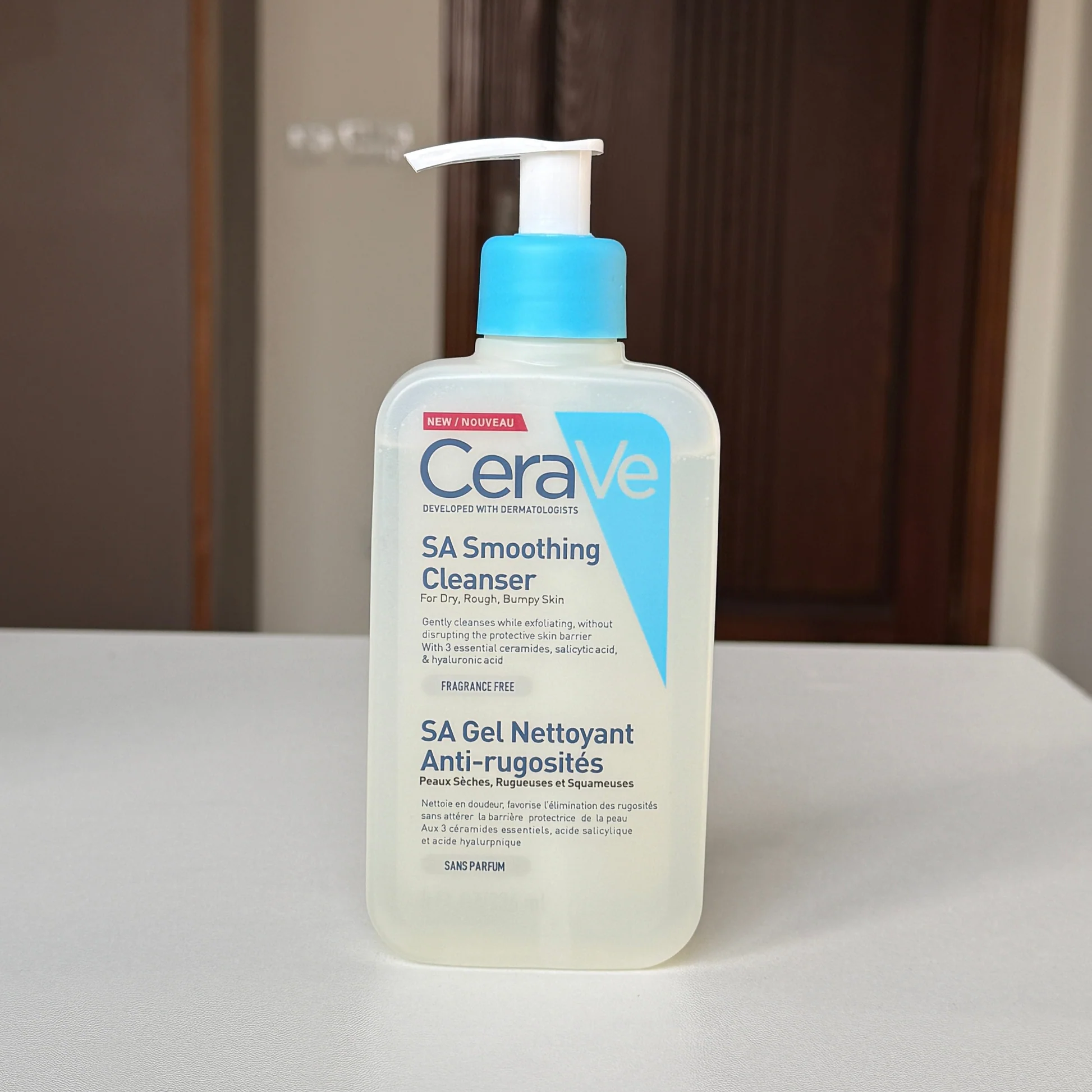 CeraVe SA Smoothing Cleanser – 236ml