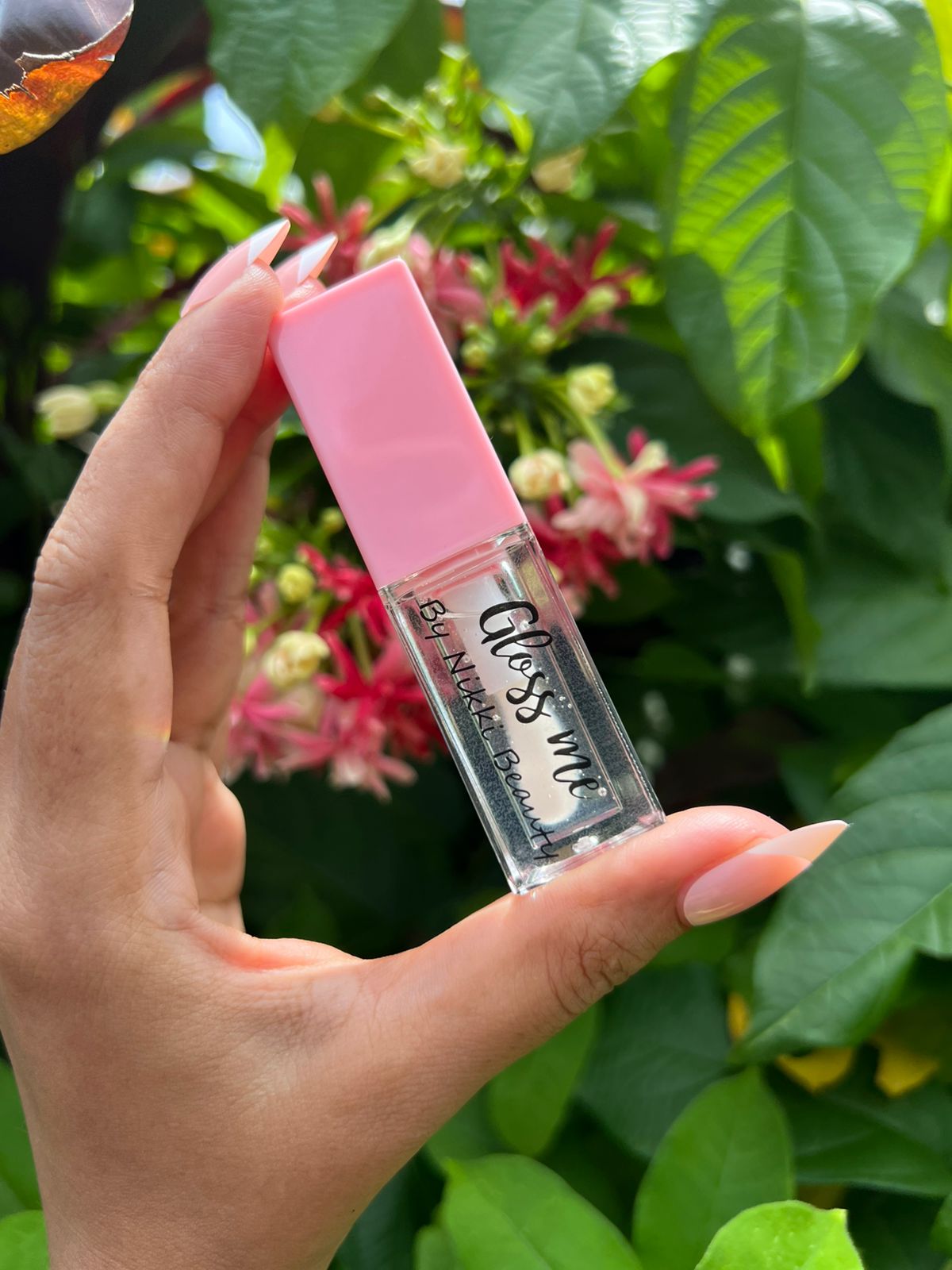 Niki Beauty Clear Lip Gloss - Image 4